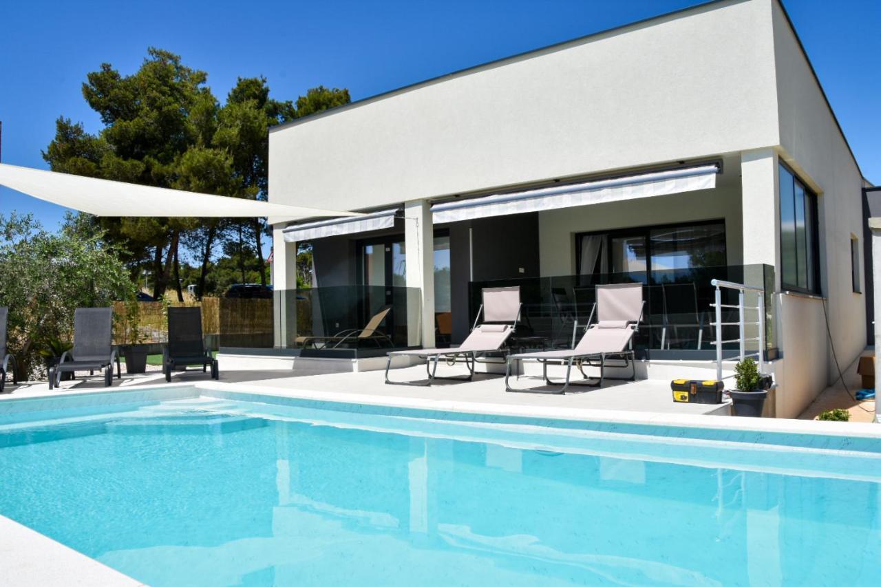 Villa Sportiva Zadar With Private Heated Pool Kültér fotó